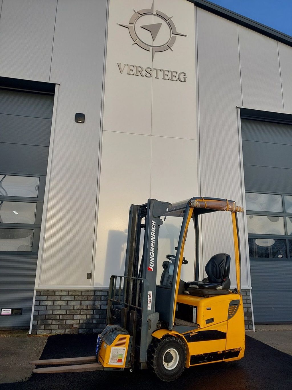 Jungheinrich EFG110K