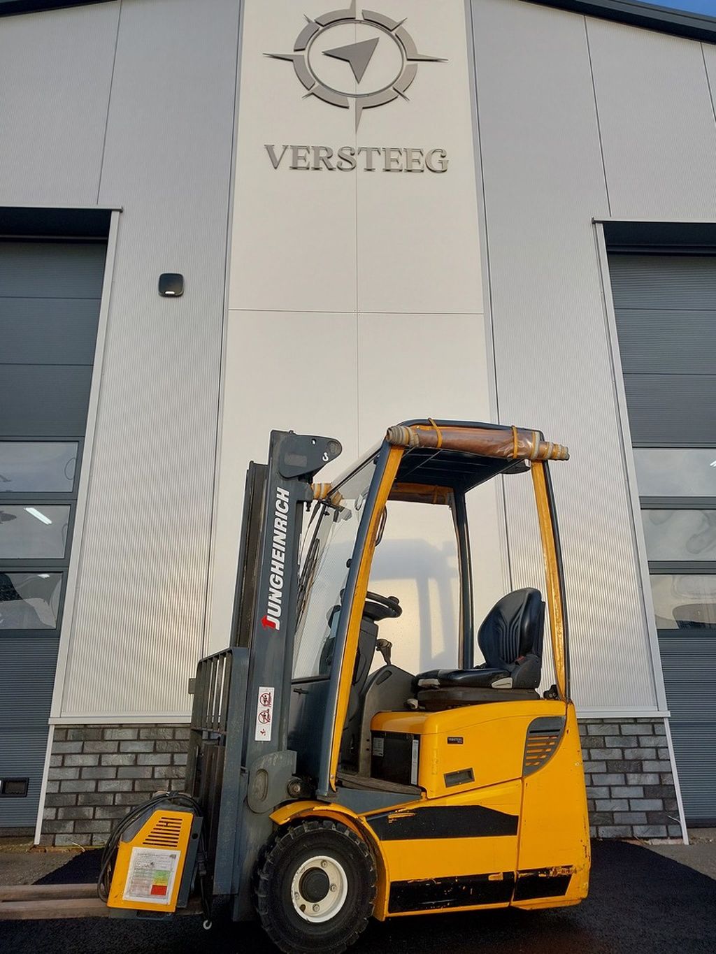 Jungheinrich EFG110K