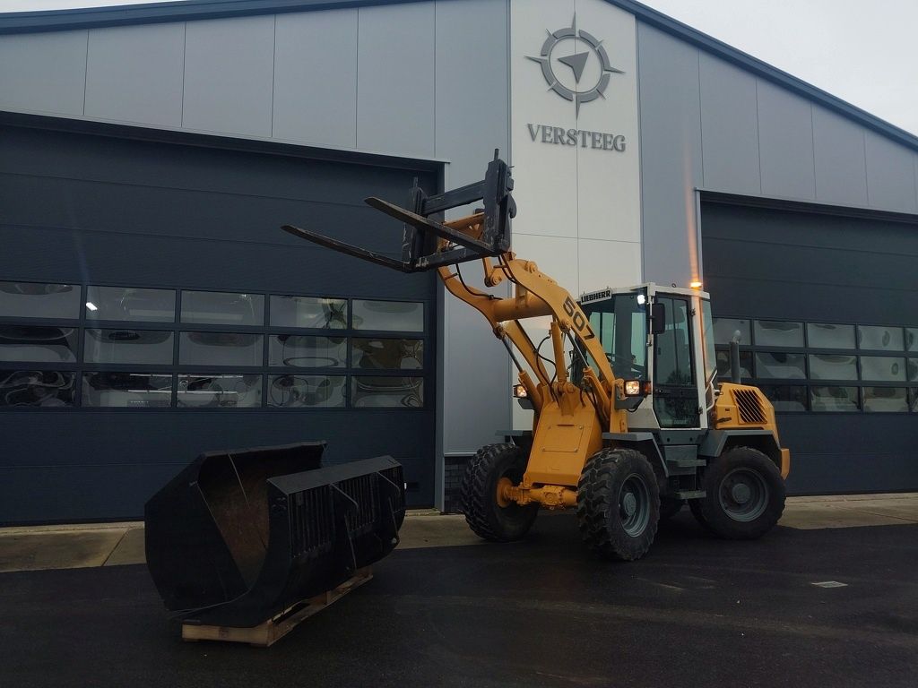 Liebherr L507