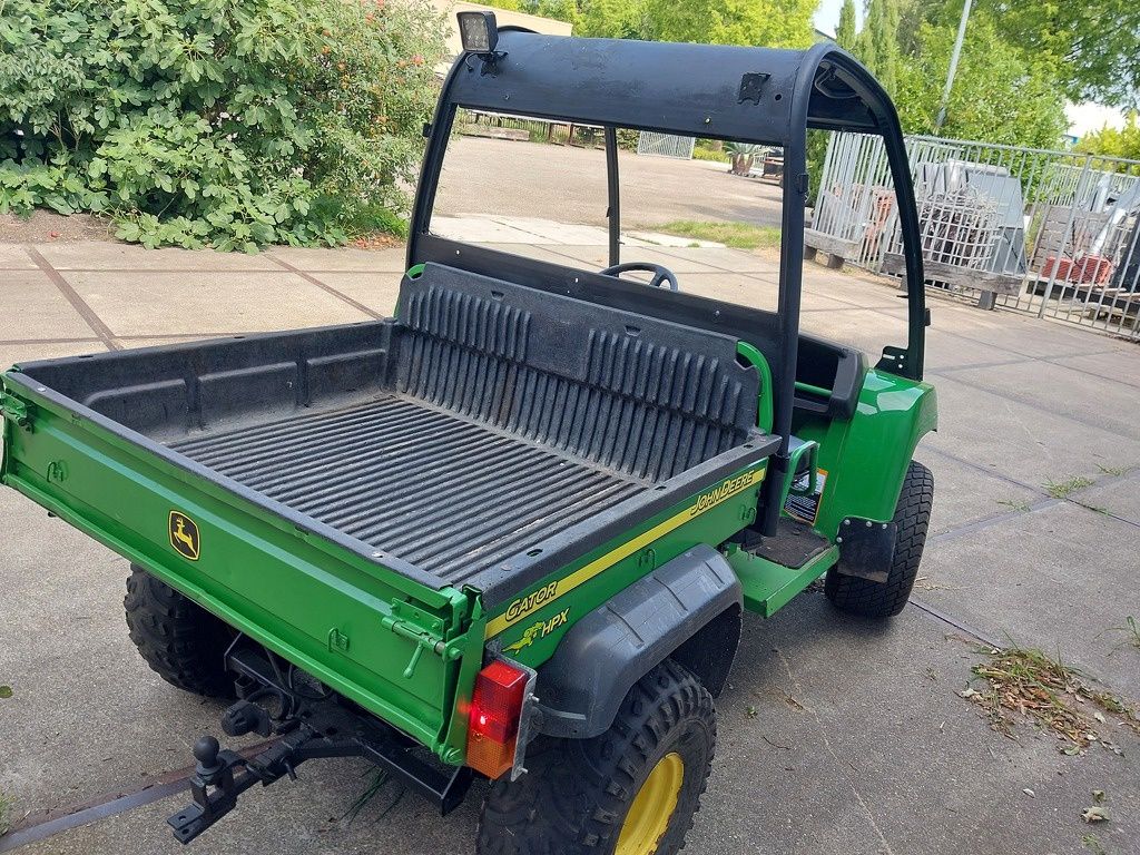 John Deere Gator 4x4 HPX