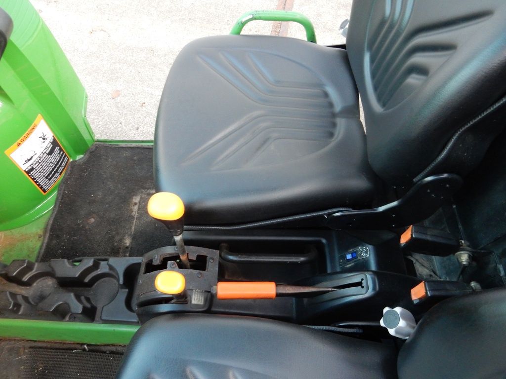 John Deere Gator 4x4 HPX