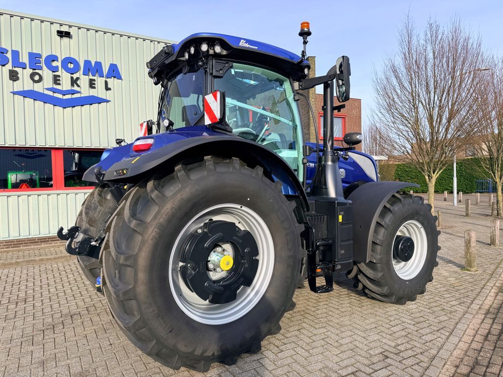 New Holland T7.245AC New Gen Blue Power