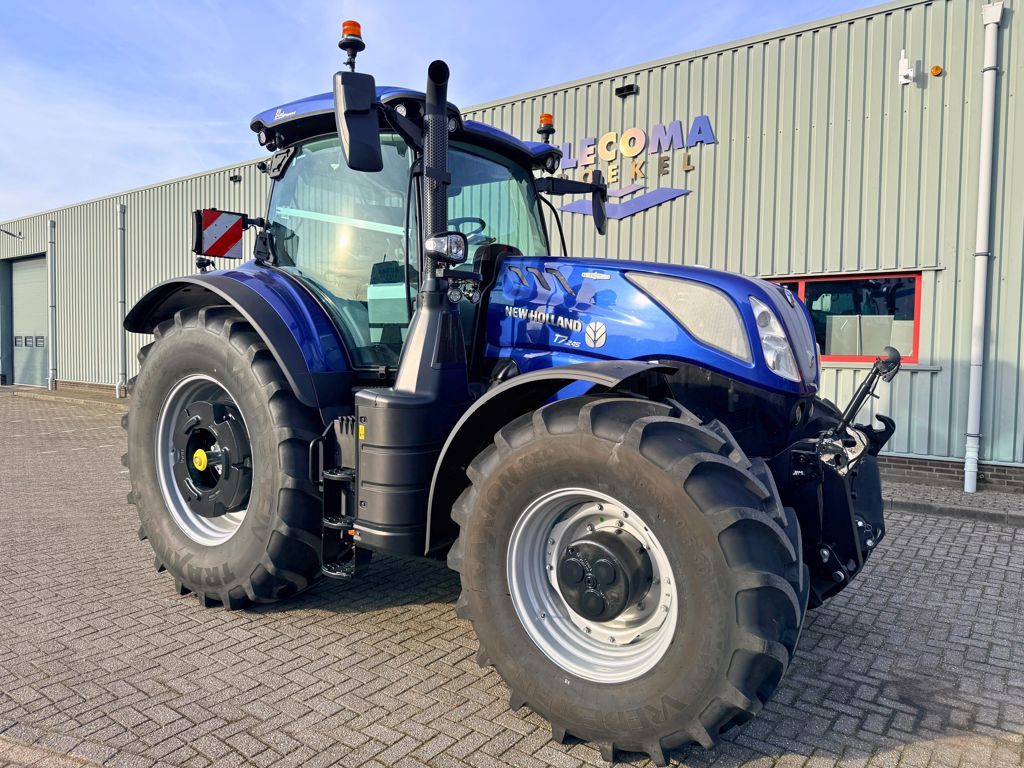New Holland T7.245AC New Gen Blue Power