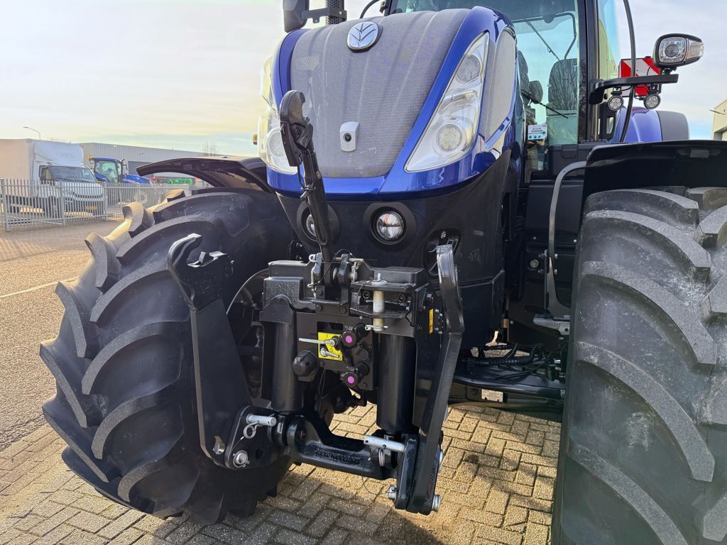 New Holland T7.245AC New Gen Blue Power