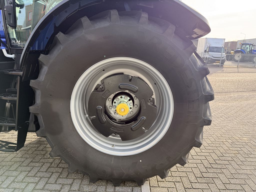 New Holland T7.245AC New Gen Blue Power