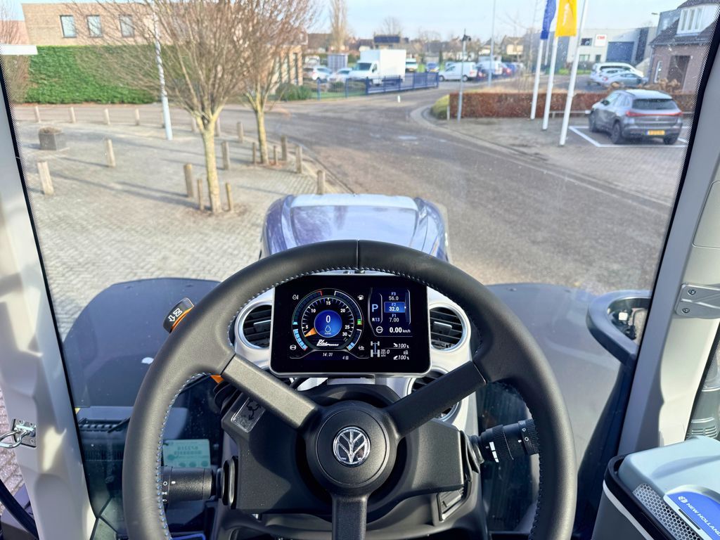 New Holland T7.245AC New Gen Blue Power