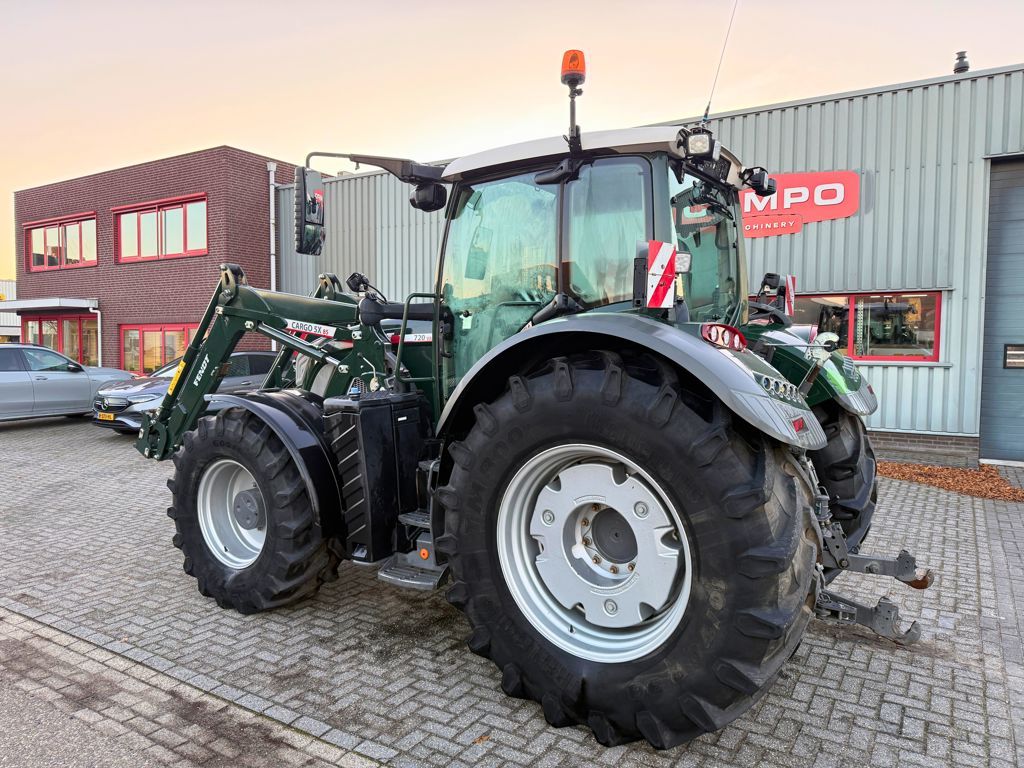 Fendt 720 Vario ProfiPlus + Cargo 5X85