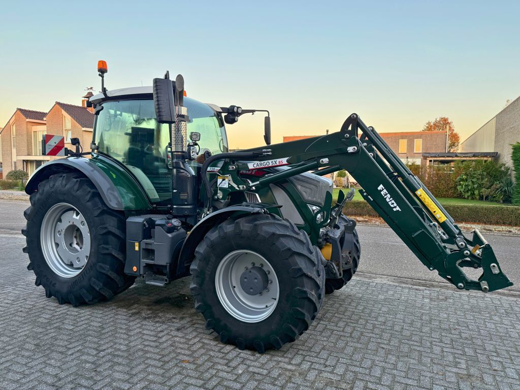Fendt 720 Vario ProfiPlus + Cargo 5X85