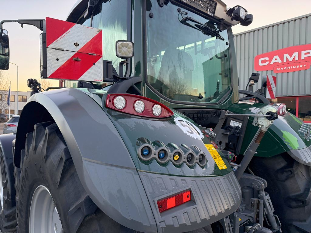 Fendt 720 Vario ProfiPlus + Cargo 5X85