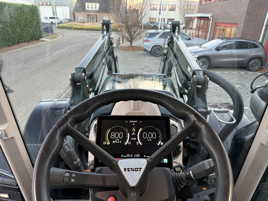 Fendt 720 Vario ProfiPlus + Cargo 5X85