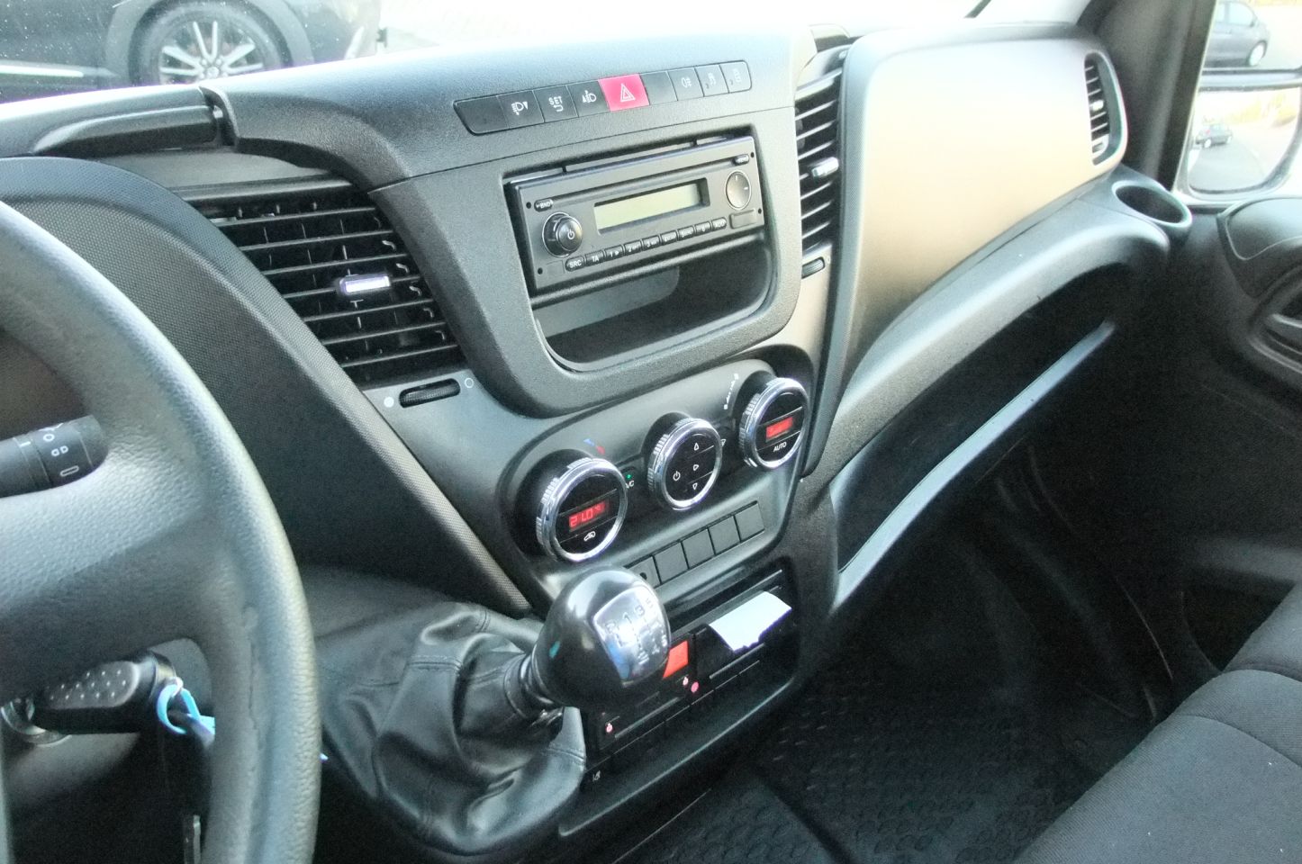 Iveco BE Combi Daily 40C17 9.4T