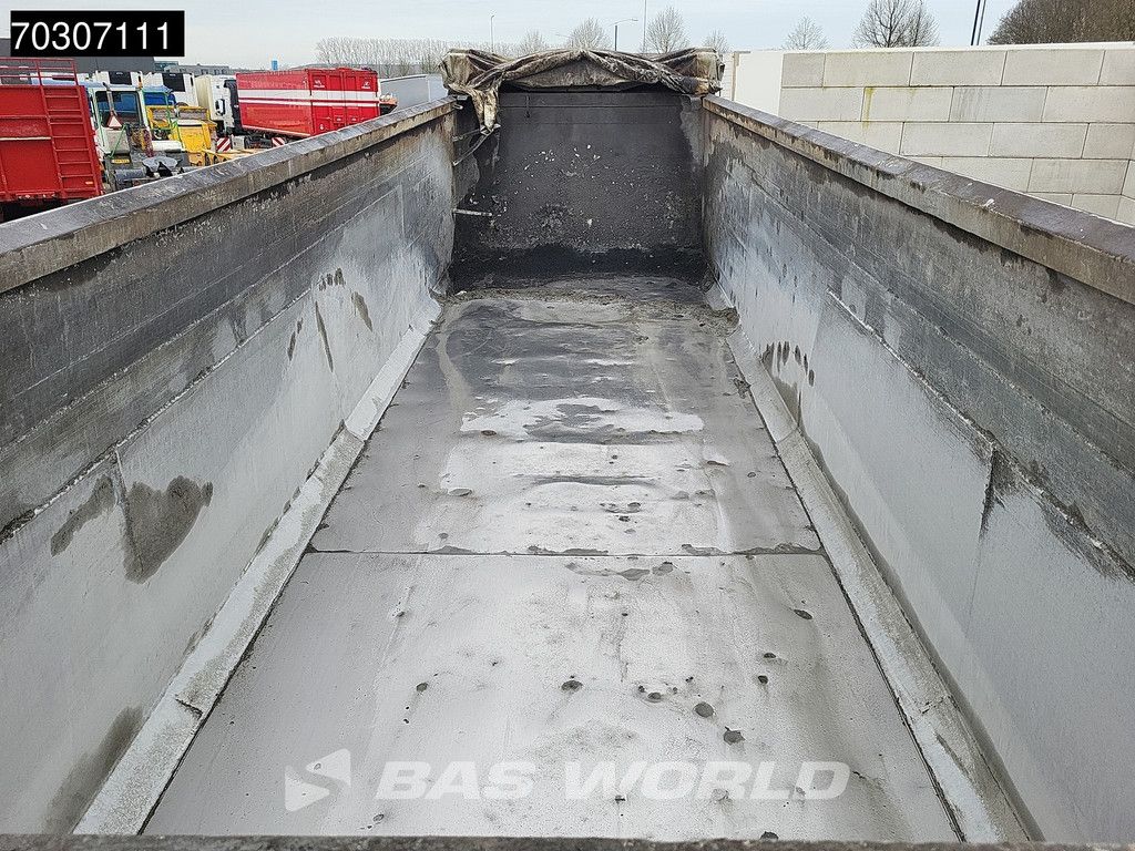 Benalu BEN 3 axles 32m3