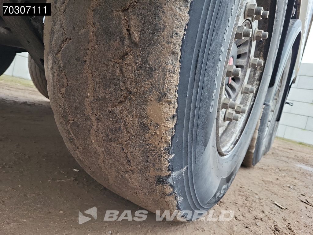 Benalu BEN 3 axles 32m3