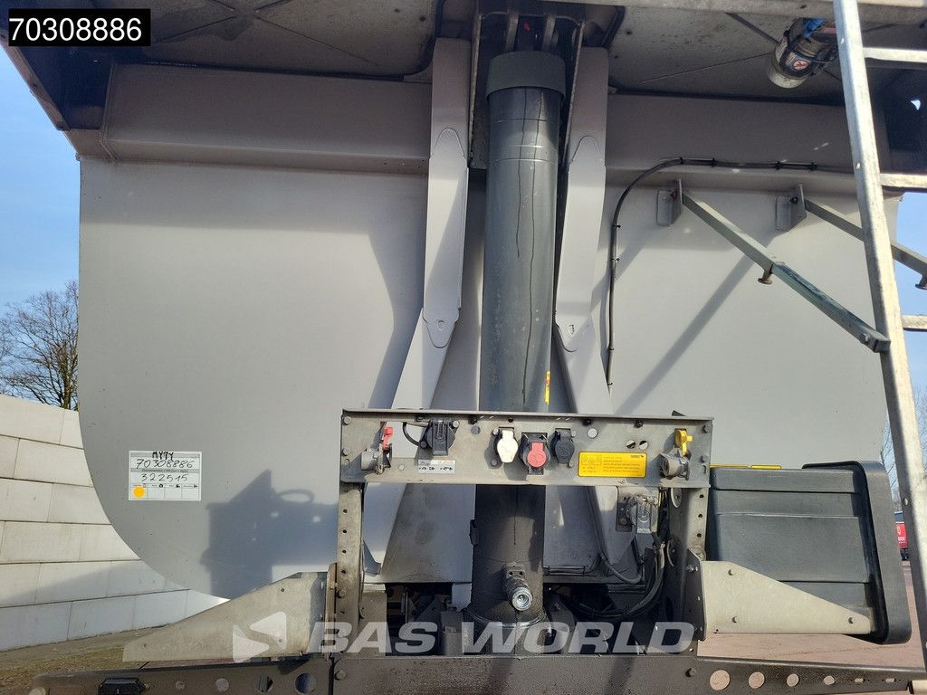 Schmitz SCB*S3D 3 axles ISO Lifting Axle 28m3