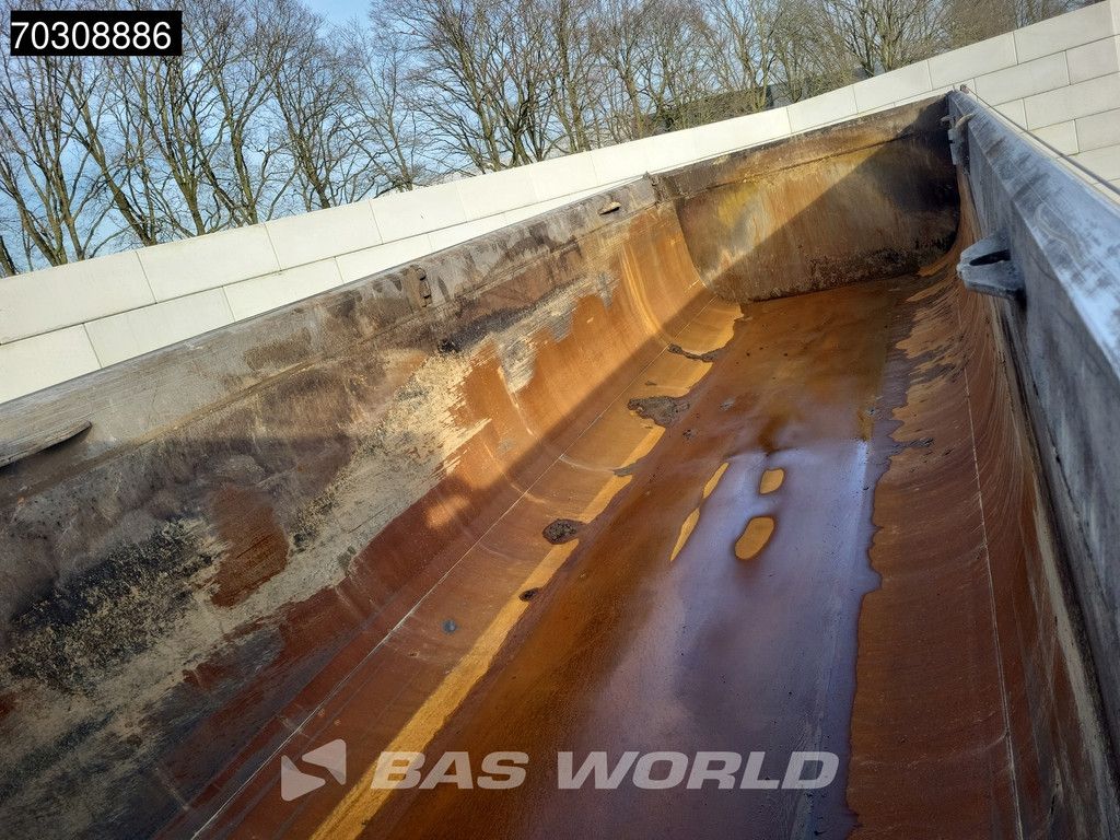 Schmitz SCB*S3D 3 axles ISO Lifting Axle 28m3