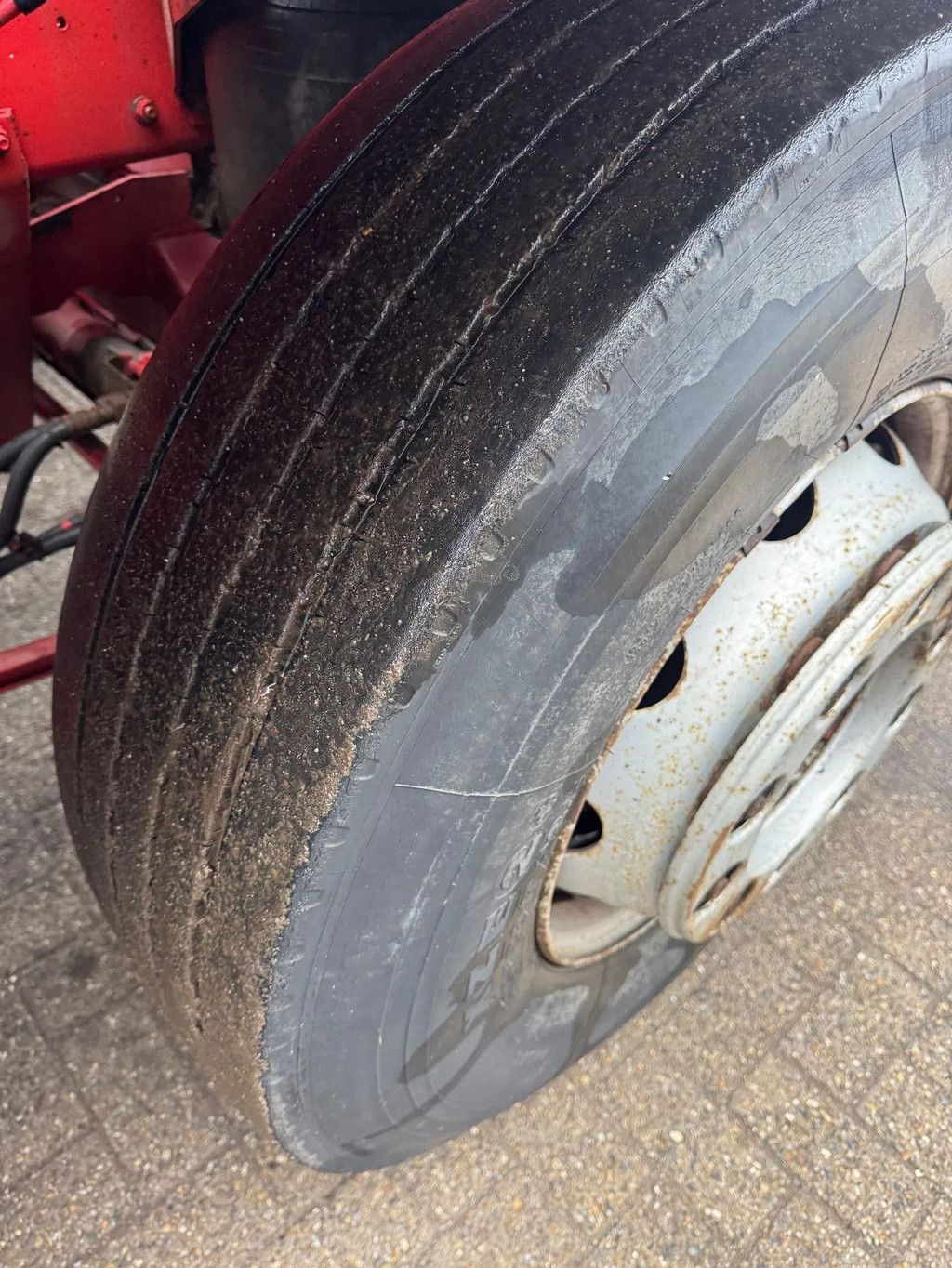 DAF 85.430 **EURO3-BELGIAN TRUCK-MANUAL GEARBOX**