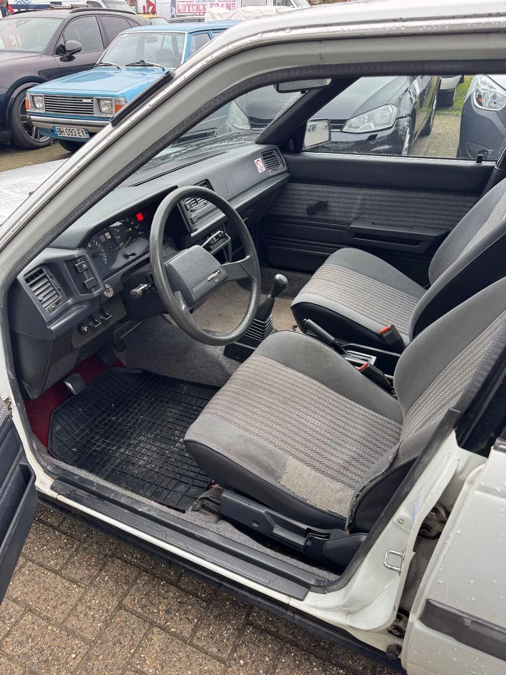 Toyota Carina II **BELGIAN ORIGINE-DIESEL-MINT CONDITION**