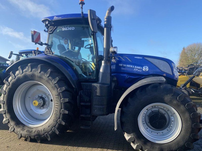New Holland T7.300 Auto Command