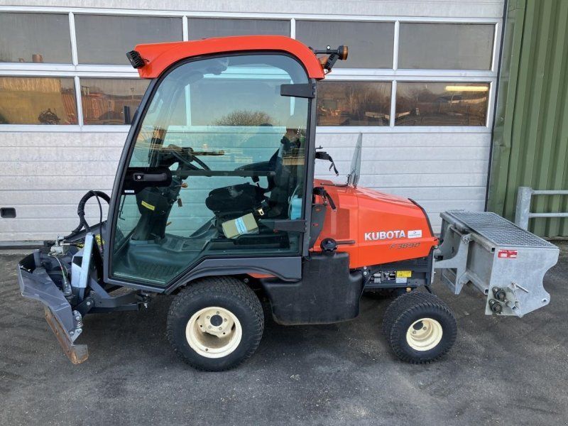 Kubota F3890