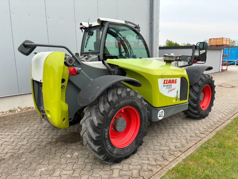 Claas Scorpion 7030 Varipower