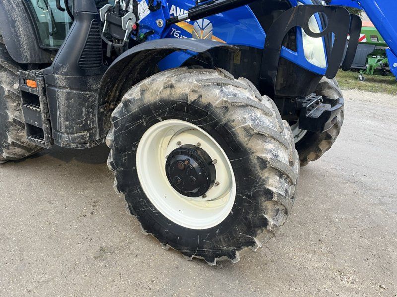 New Holland T6.145 DCT