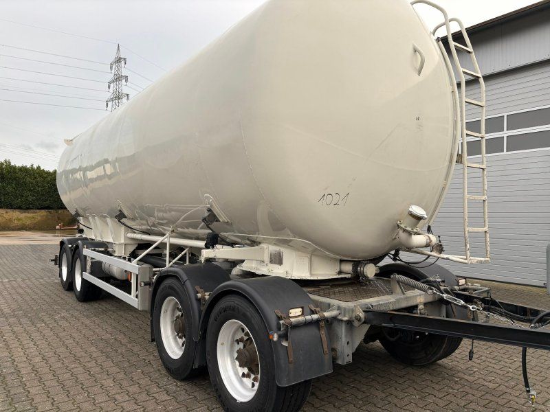 Jilko 42m³  Interne Nr. 1021