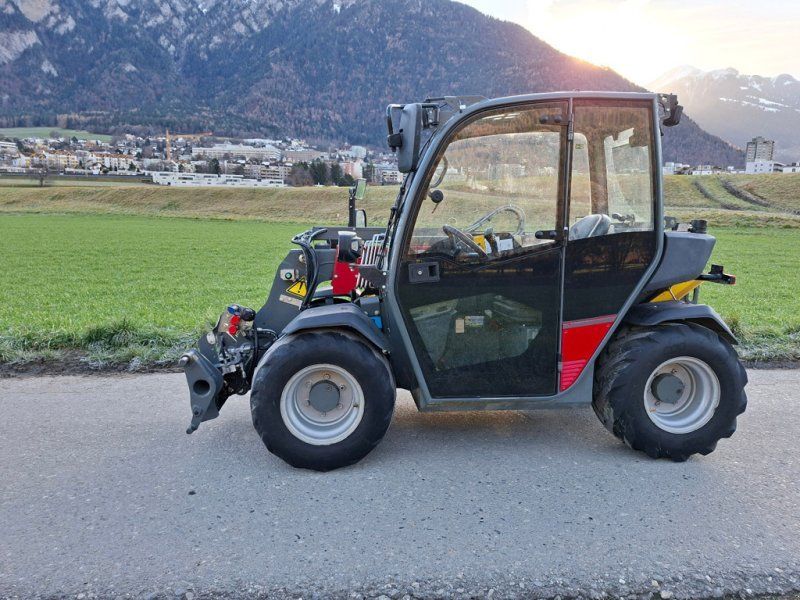 Weidemann T4512 Hoflader