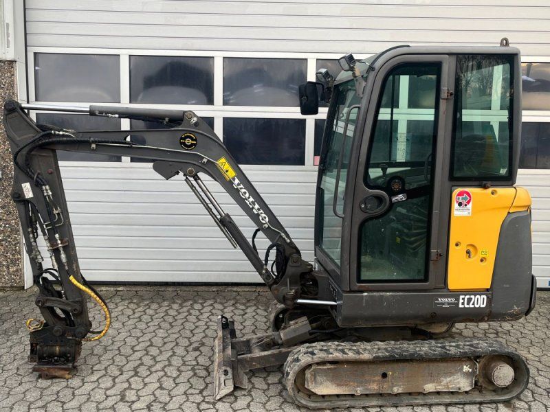 Volvo EC20D