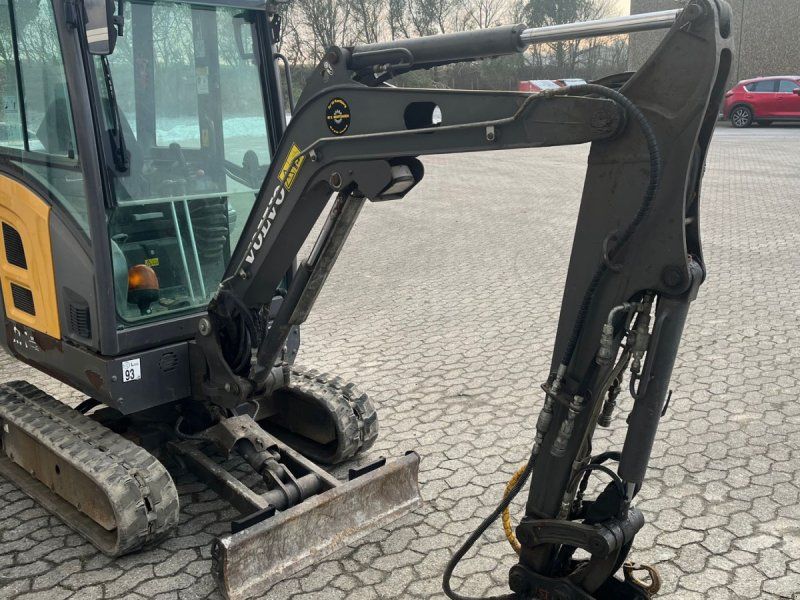 Volvo EC20D