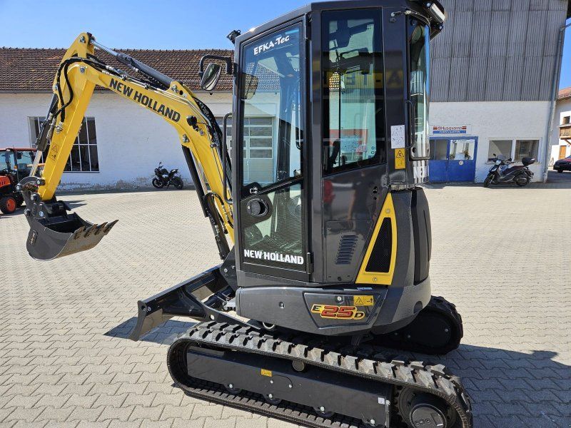New Holland E 25D