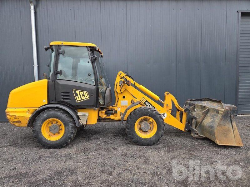 JCB 406