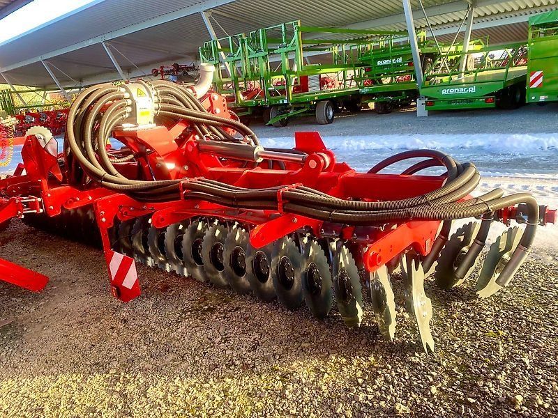 Unia Ares XLA H6 Güllescheibenegge 6m Vogelsang EasyCut 24 Verteiler