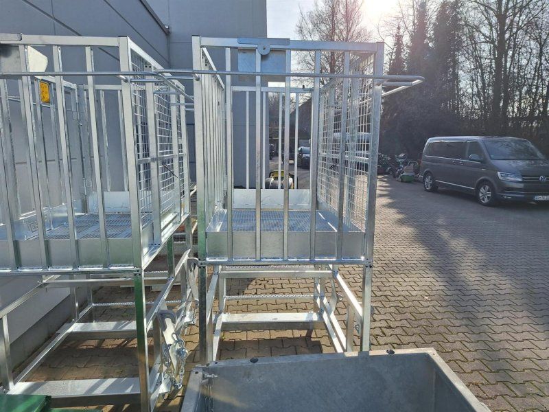 Fliegl Arbeitsbühne hoch zn