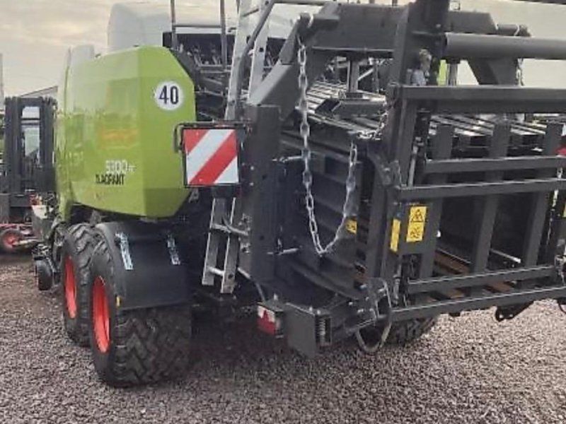 Claas Quadrant 5300 FC T+ST Vorbauhäcksler