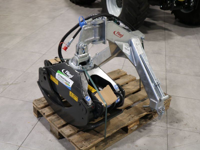 Fliegl AgroCenter Rückezange 1850