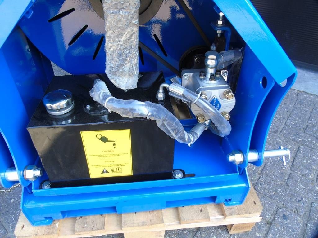 Houtversnipperaar BX 52R met hydraulische invoerro