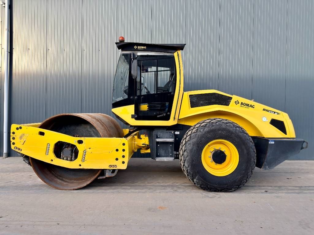 Bomag BW213D-5
