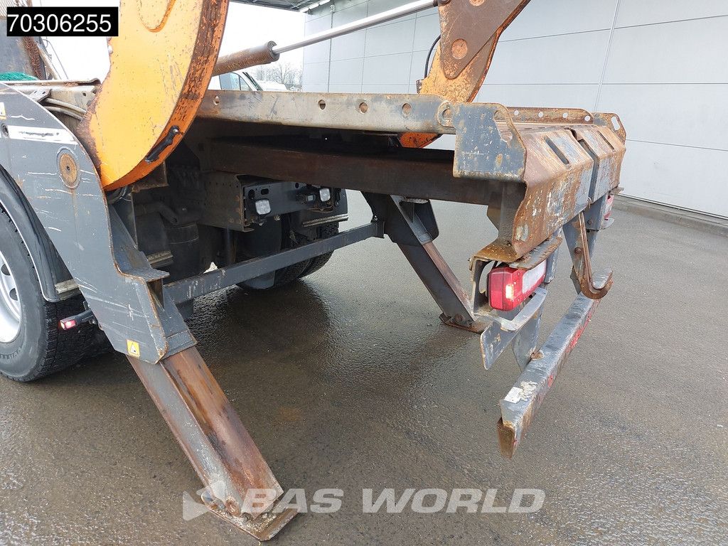 Renault D-Wide 380 4X2 14tons JOAB skiploader Air suspension Automatic ACC Euro 6