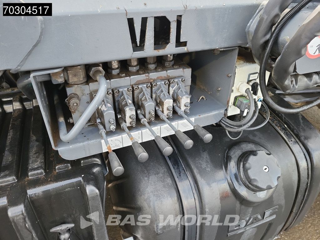 DAF LF 250 4X2 NL-Truck VDL 8 tons skiploader Steelsuspension Manual Euro 6