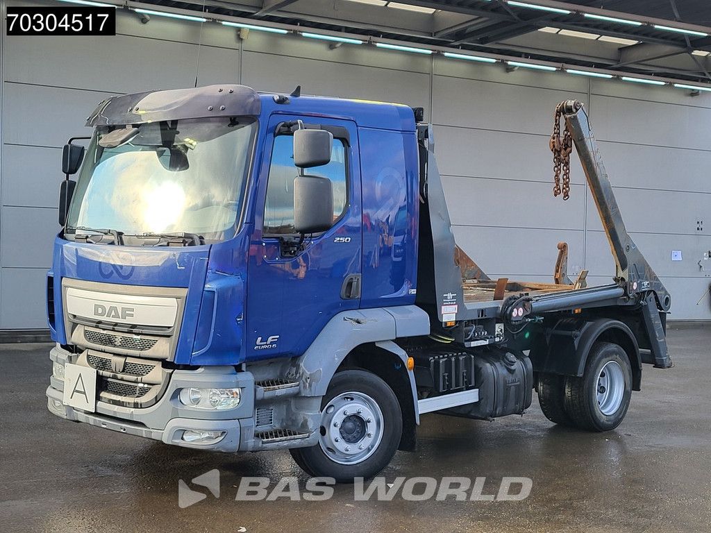 DAF LF 250 4X2 NL-Truck VDL 8 tons skiploader Steelsuspension Manual Euro 6