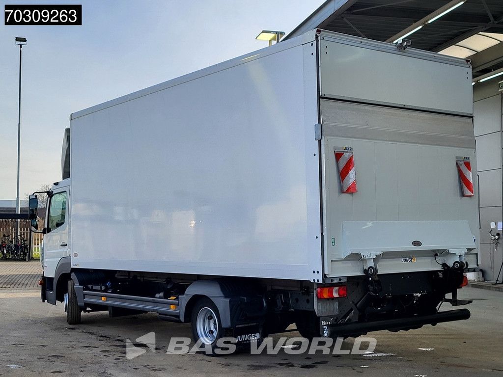 Mercedes Atego 818 4X2 8tonner 1500kg Ladebordwand Automatic Euro 6