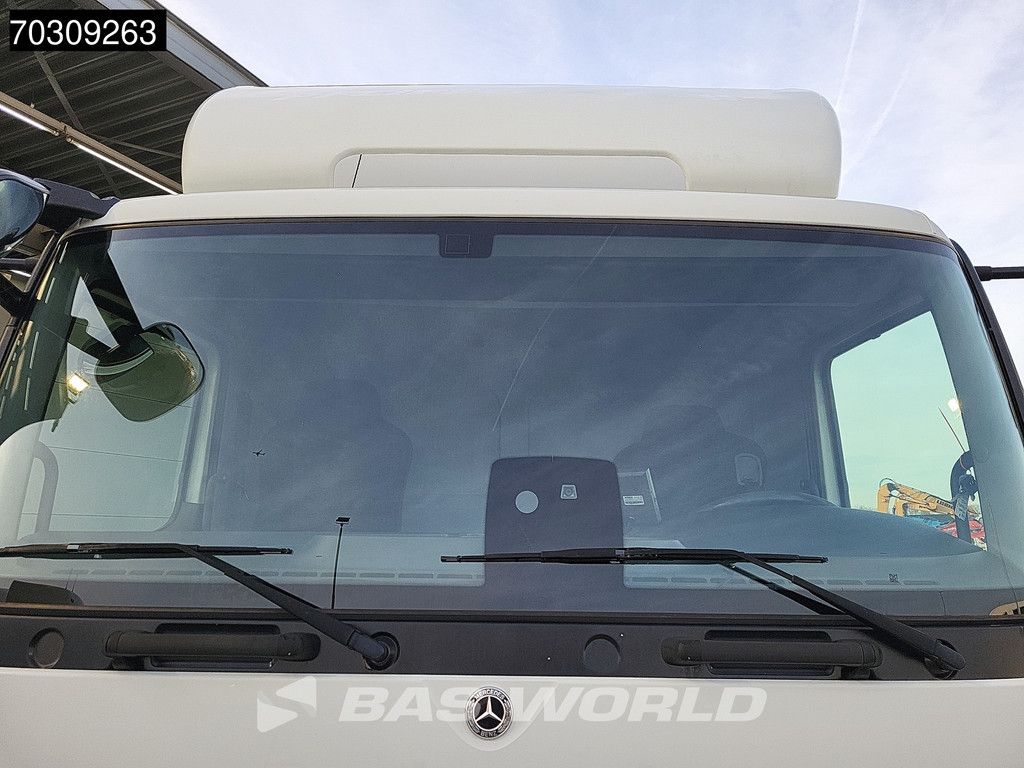 Mercedes Atego 818 4X2 8tonner 1500kg Ladebordwand Automatic Euro 6