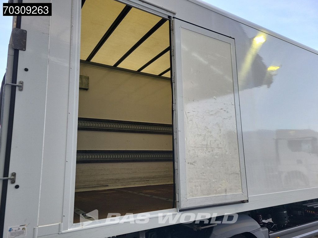 Mercedes Atego 818 4X2 8tonner 1500kg Ladebordwand Automatic Euro 6