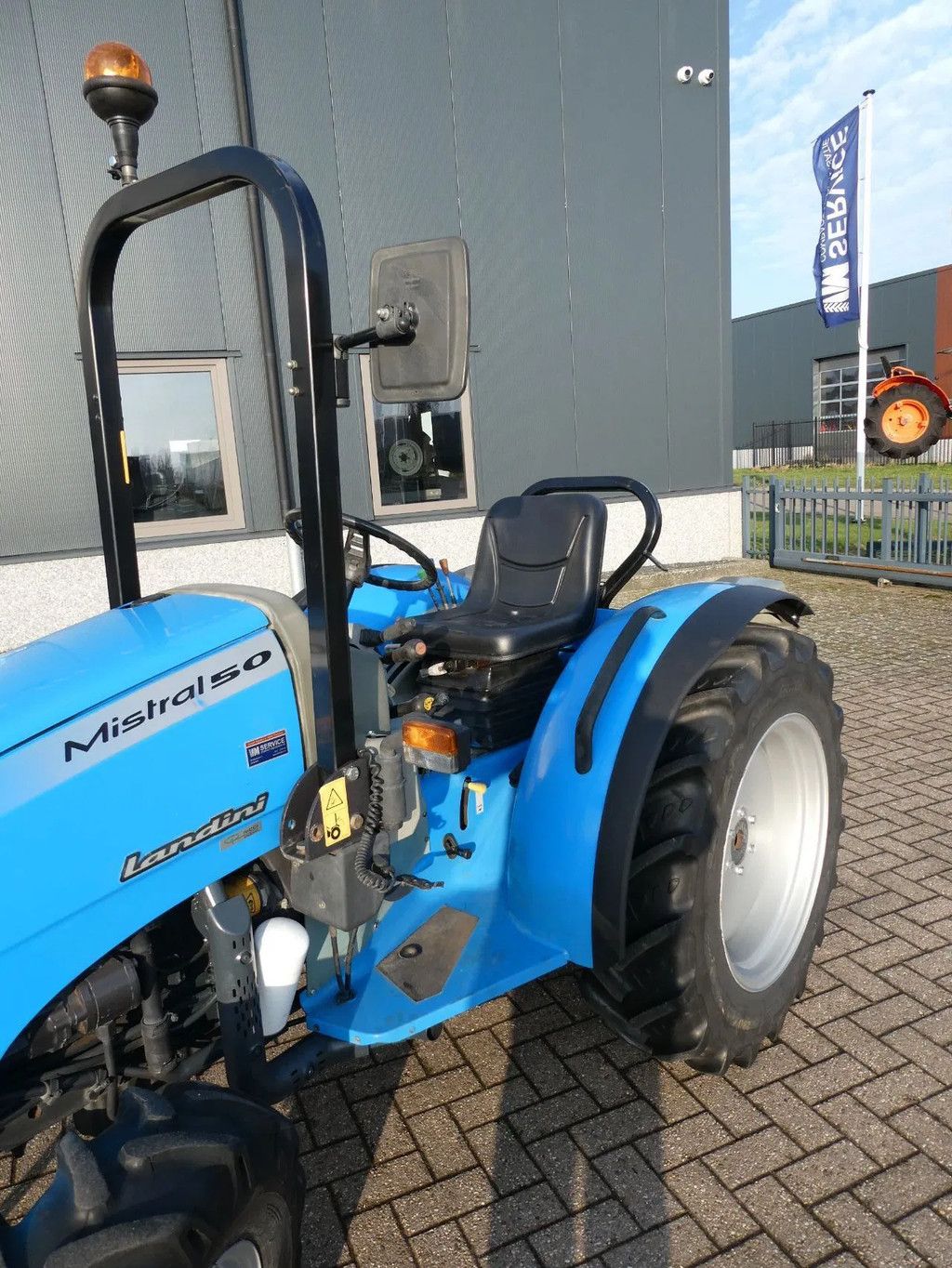 Landini Mistral 50 4wd / 01732 Draaiuren / Fronthef + Frontaftakas