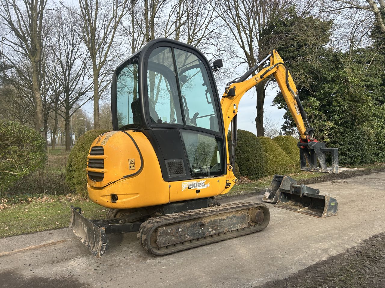 Nette minigraver Jcb 8020 (MARGE)