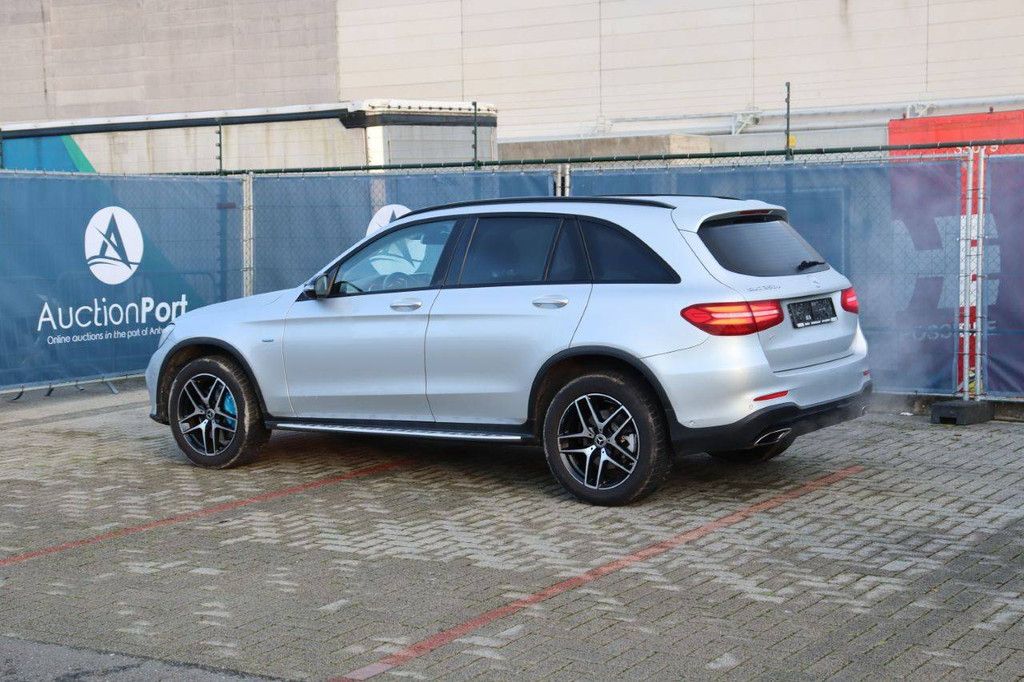 SUV Mercedes-Benz GLC Plug-in-Hybrid 211 PS 2017 (Margin)
