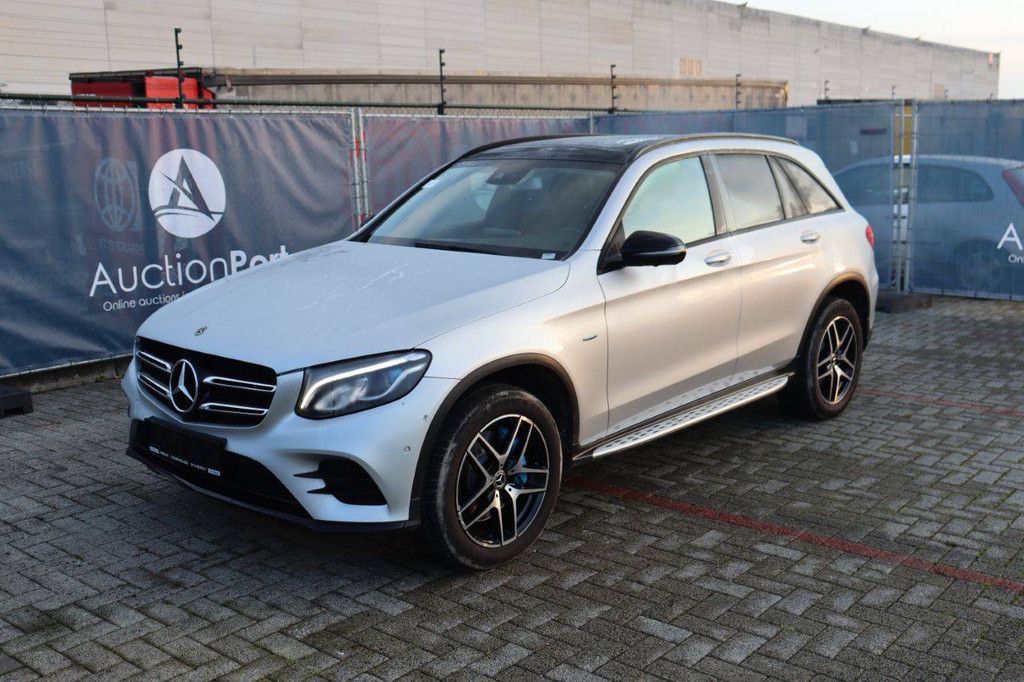 SUV Mercedes-Benz GLC Plug-in-Hybrid 211 PS 2017 (Margin)
