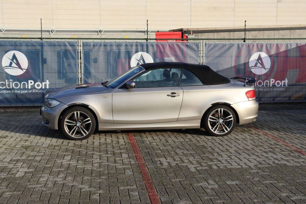 BMW 1 Cabriolet, Benzin, 143 PS, Baujahr 2010 (Margin)