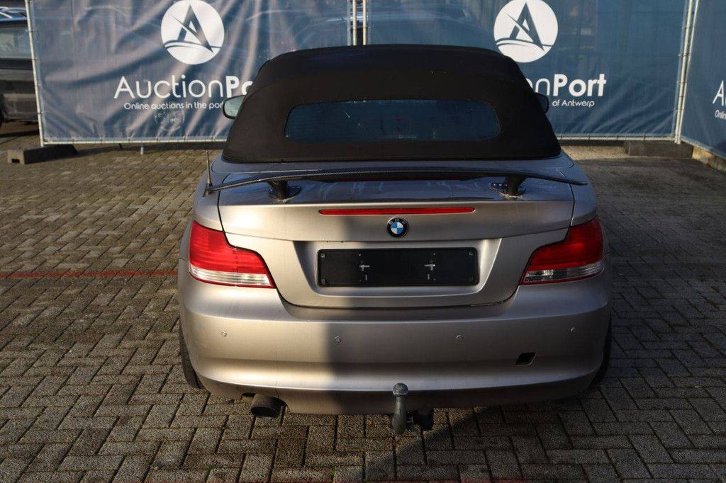 BMW 1 Cabriolet, Benzin, 143 PS, Baujahr 2010 (Margin)