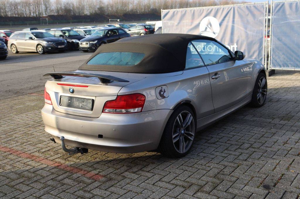 BMW 1 Cabriolet, Benzin, 143 PS, Baujahr 2010 (Margin)